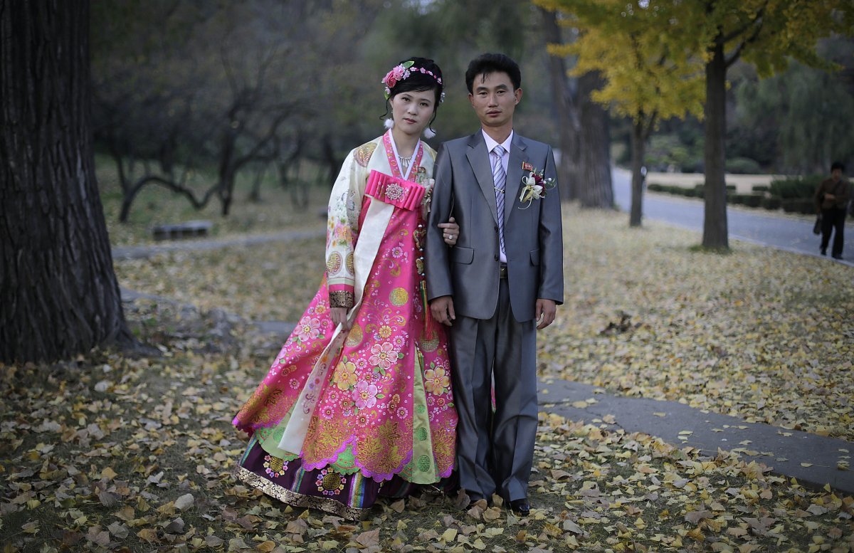 15 фотографий о традиционных свадебных платьях со всего мира