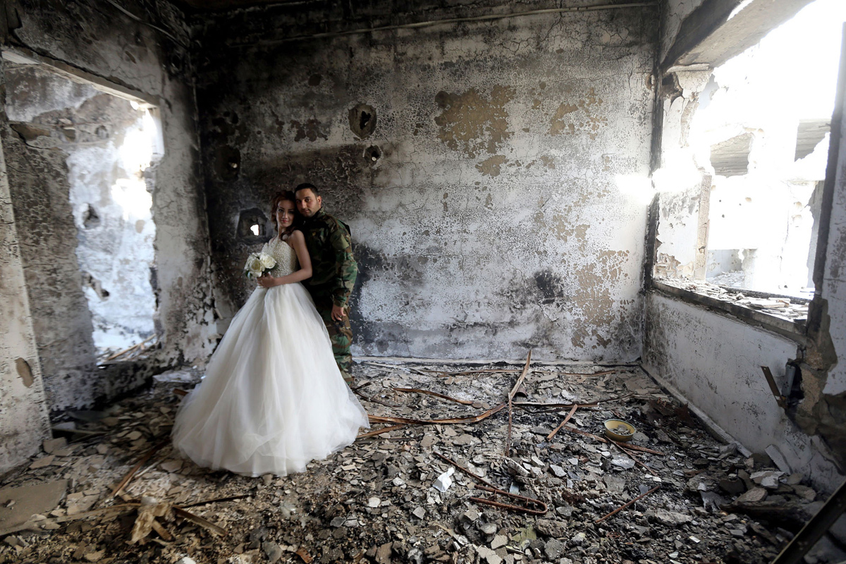 Свадьба в руинах