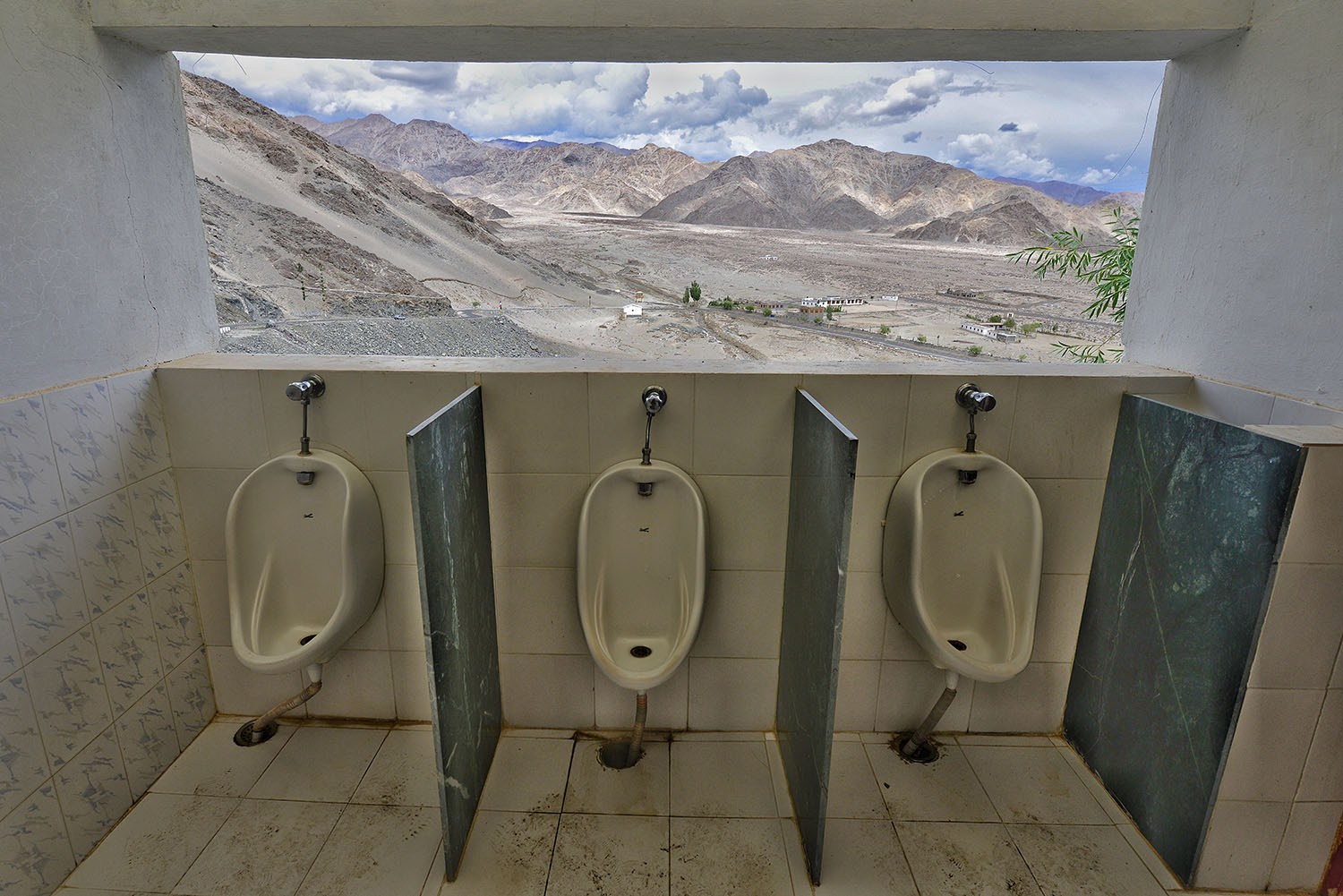 Самые живописные туалеты в мире