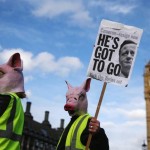 «Панамские документы»: тысячи демонстрантов требуют отставки премьер-министра Великобритании Дэвида Кэмерона
