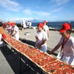 Всем пиццам пицца: в Неаполе приготовили рекордную двухкилометровую «Маргариту»