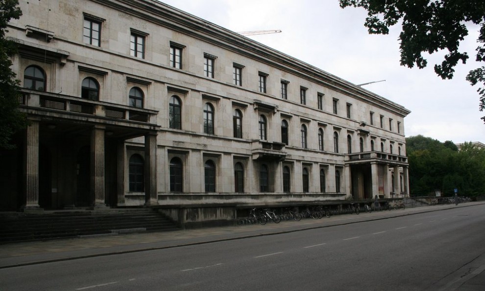 Фюрербау (Дом фюрера) в Мюнхене