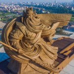 В Китае воздвигнут гигантский памятник богу войны