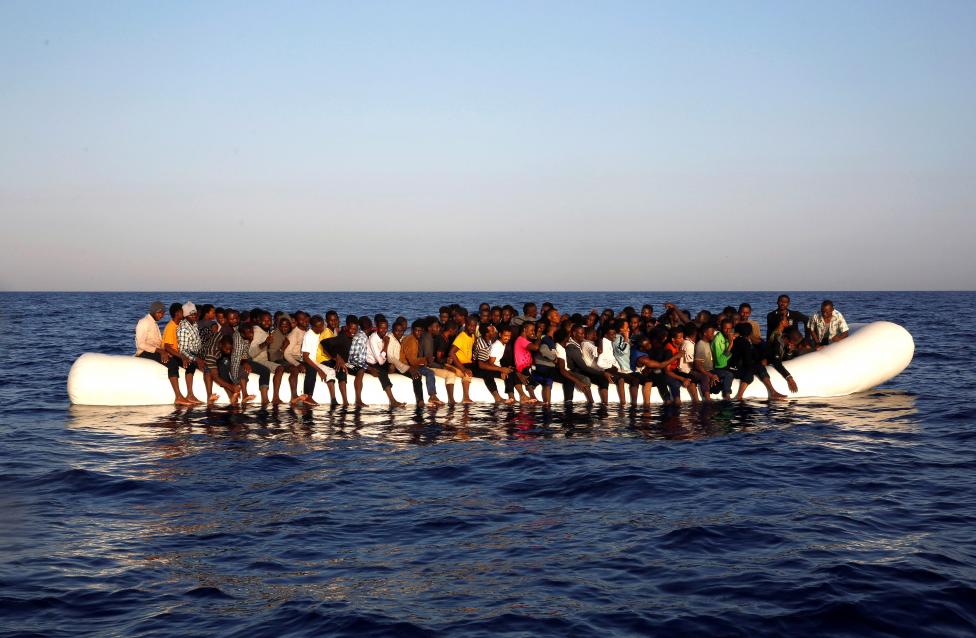Лодка с беженцами 