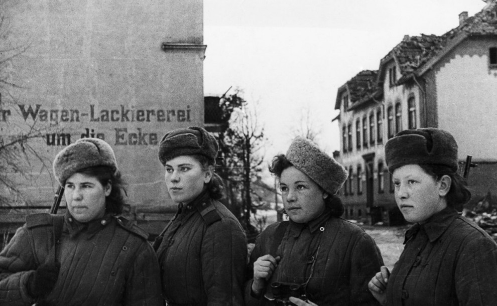 Женщины-снайперы Красной армии