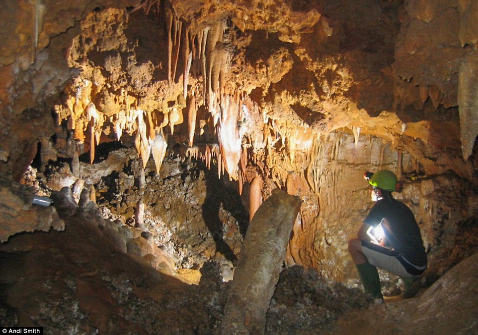 Подземные пещеры на севере Испании