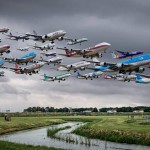 Невероятные стаи самолётов в фотоманипуляциях Майка Келли