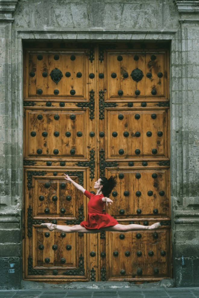 Балерины на улицах Мехико