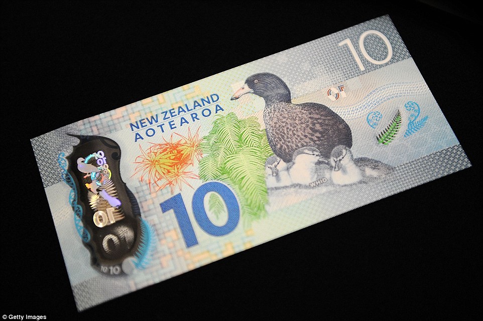 10 новозеландских долларов 