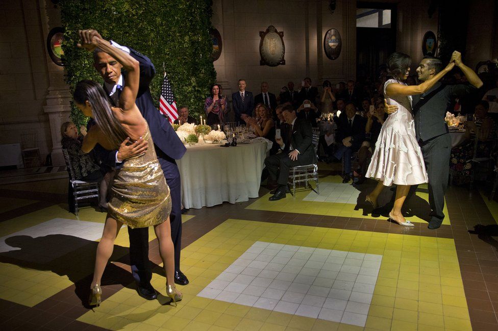 Обама танцует танго