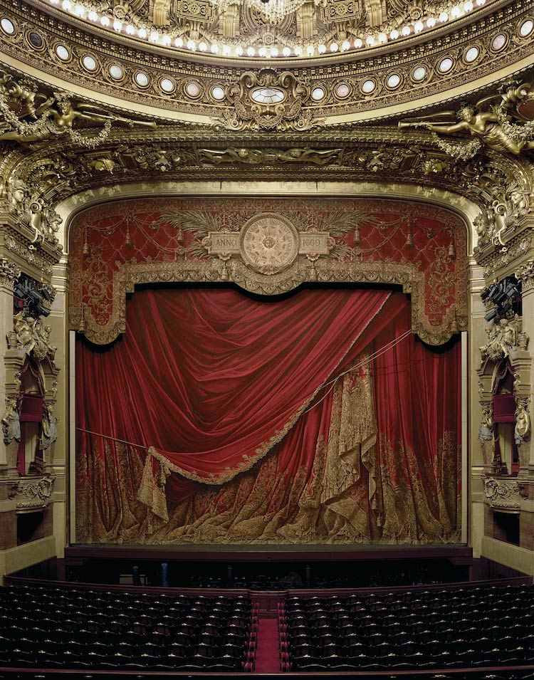 Опера Гарнье в Париже, Франция