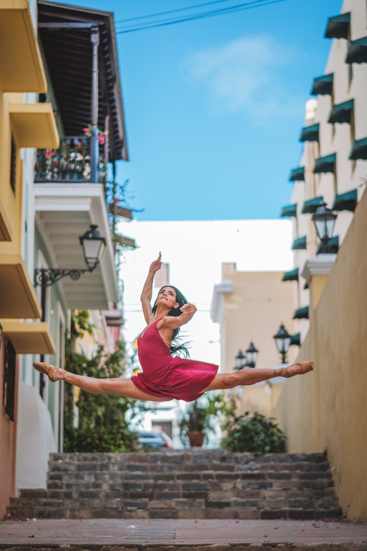 Балерины на улицах Пуэрто-Рико