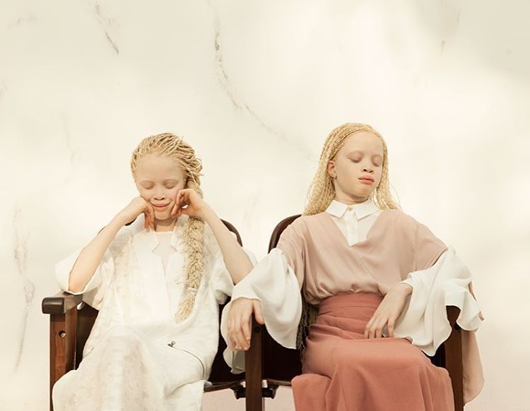 Сёстры-альбиноски
