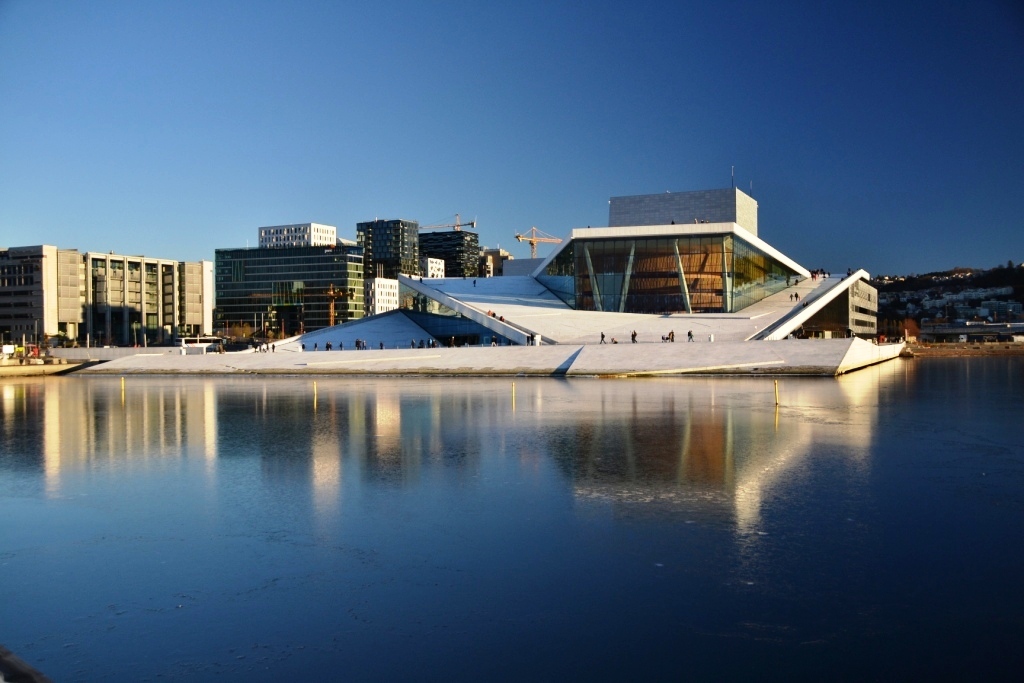 Оперный театр Осло – национальный театр Норвегии в самом центре норвежской столицы