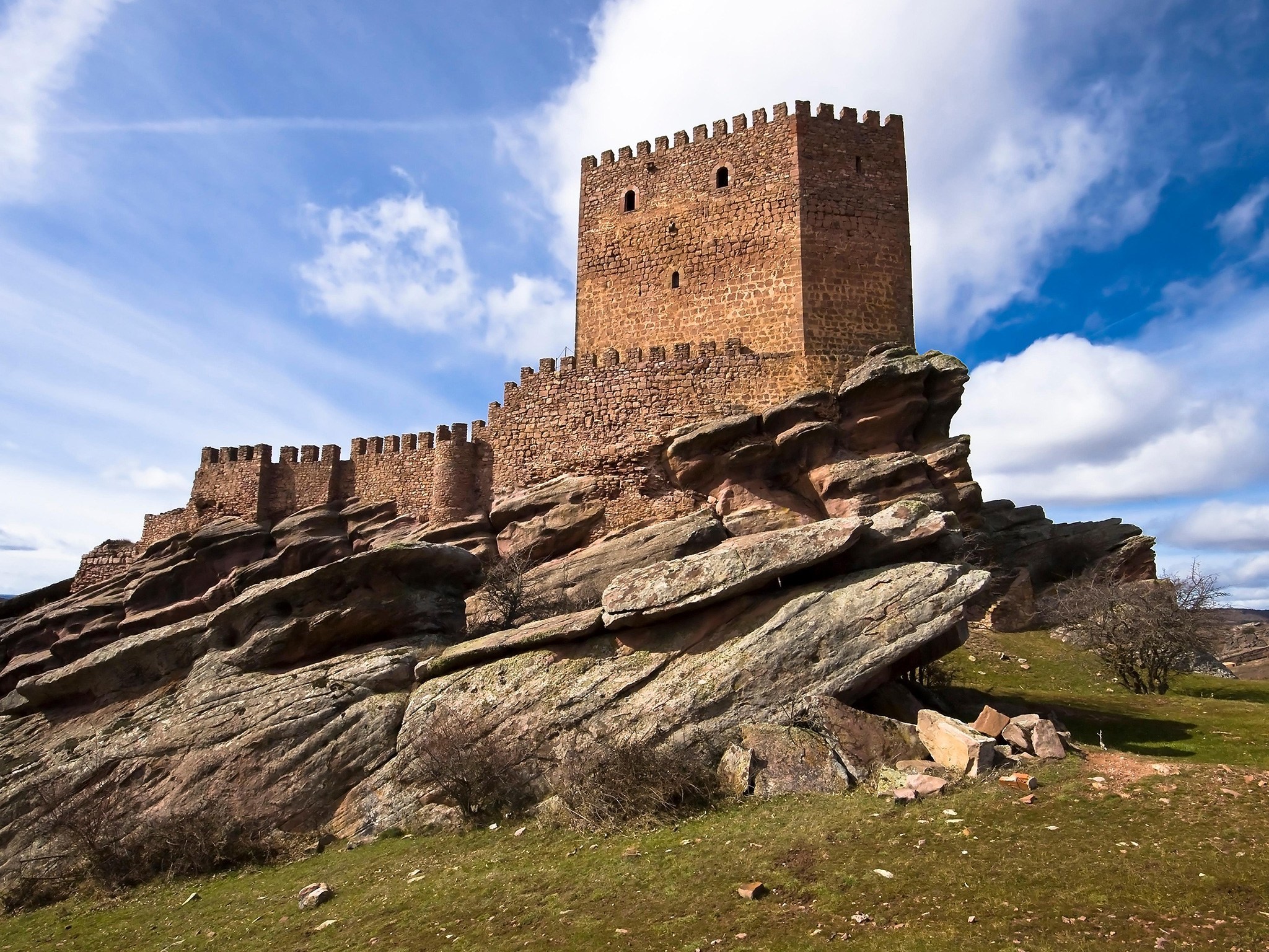 Замок Сафра, Испания (башня Радости)