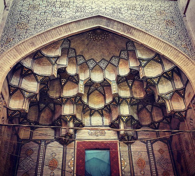iran-mosque-ceilings-m1rasoulifard4-1-681x614